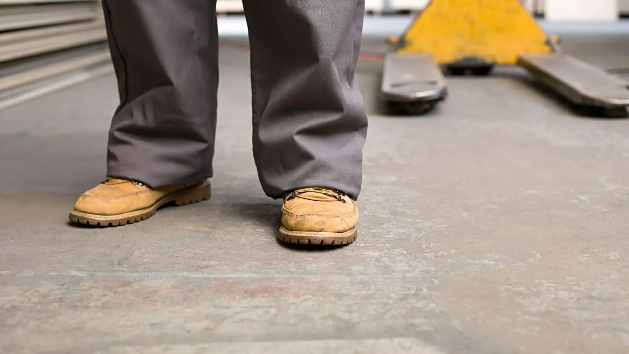 Warehouse Shoes – Best for Walking on Concrete All Day